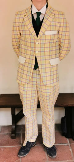 Suit (Fernherrlichkeit)